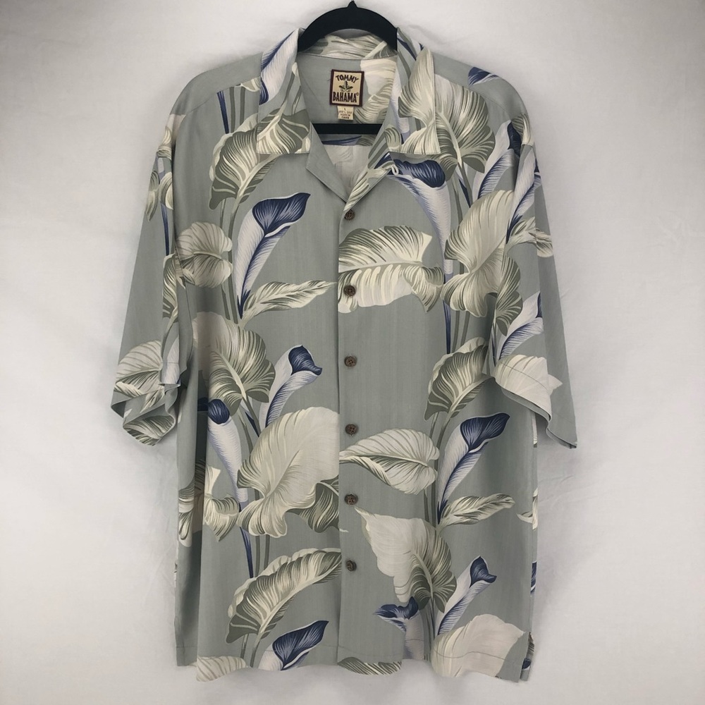Tommy Bahama Floral 100% Silk Button Up